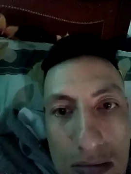 alexmoragomez online show from March 6, 2026, 9:32 pm