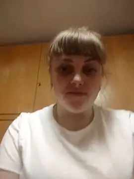 Snapshot of CoddessCrystal chatting on February 18, 2026, 7:10 pm CoddessCrystal online show from February 18, 2026, 7:10 pm