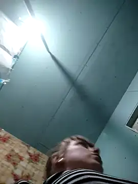 CoddessCrystal online show from October 15, 2025, 4:59 pm