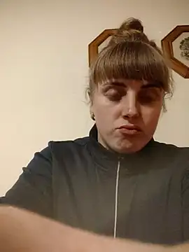 Snapshot of CoddessCrystal chatting on February 25, 2026, 7:03 pm CoddessCrystal online show from February 25, 2026, 7:03 pm