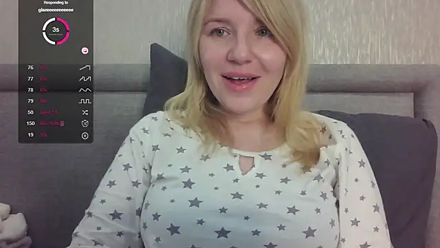 urbadkitty online show from October 1, 2025, 7:24 am