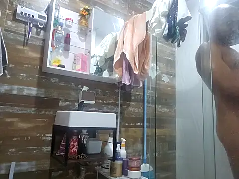 Binhosex2024 online show from November 8, 2025, 6:06 am