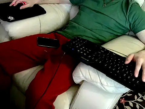 Snapshot of MrStraightDik chatting on February 11, 2025, 10:36 am MrStraightDik online show from February 11, 2025, 10:36 am