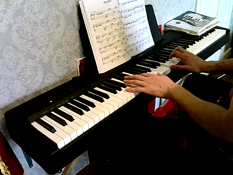 Snapshot of MrStraightDik chatting on February 12, 2025, 10:35 am MrStraightDik online show from February 12, 2025, 10:35 am