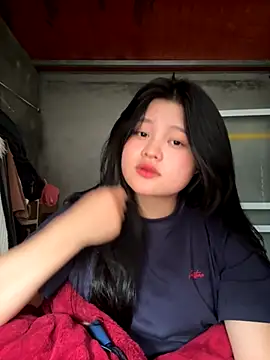 Snapshot of Anges893 chatting on October 25, 2025, 5:17 am Anges893 online show from October 25, 2025, 5:17 am