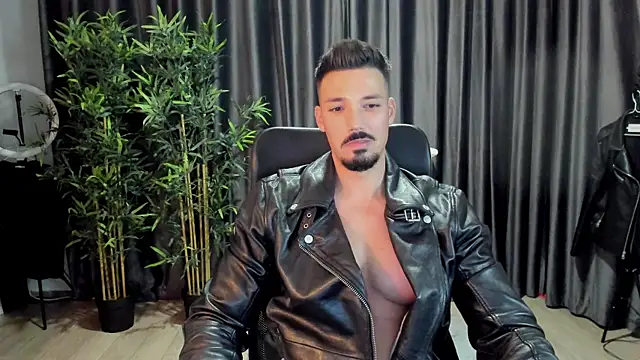 HaydenSpearss online show from January 3, 2025, 6:46 pm