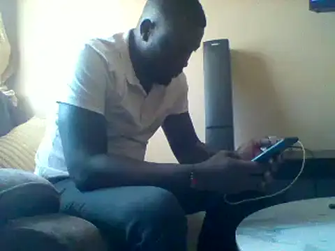 ClinDi online show from October 16, 2025, 9:06 am