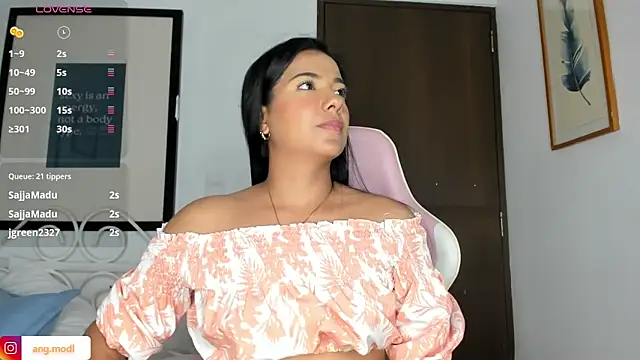 Snapshot of ang_deaz chatting on December 6, 2024, 11:41 pm ang deaz online show from December 6, 2024, 11:41 pm