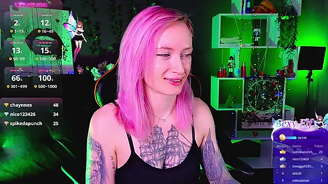 Snapshot of _HelenCarter chatting on March 9, 2025, 11:46 pm  HelenCarter online show from March 9, 2025, 11:46 pm