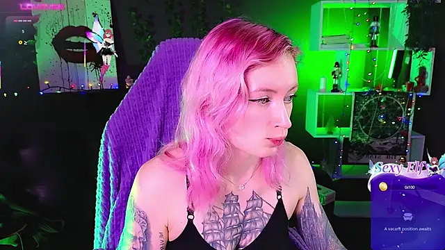 Snapshot of _HelenCarter chatting on March 14, 2025, 8:49 pm  HelenCarter online show from March 14, 2025, 8:49 pm