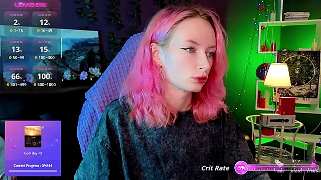 Snapshot of _HelenCarter chatting on October 21, 2025, 8:30 pm  HelenCarter online show from October 21, 2025, 8:30 pm