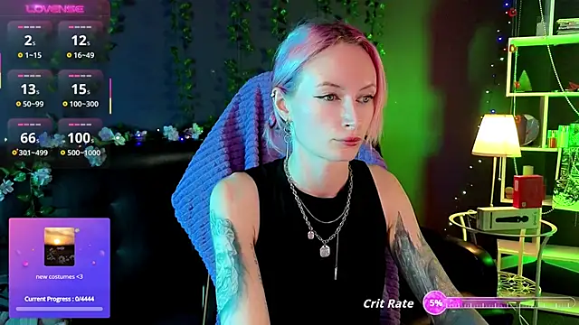 Snapshot of _HelenCarter chatting on September 12, 2025, 8:19 pm  HelenCarter online show from September 12, 2025, 8:19 pm