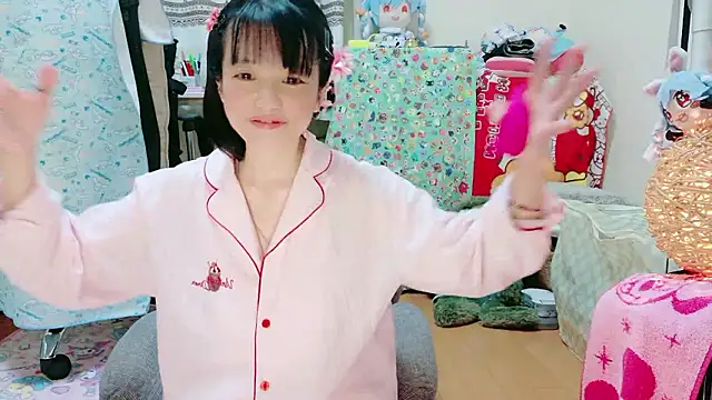 renapiyon8182 online show from October 3, 2025, 6:53 pm