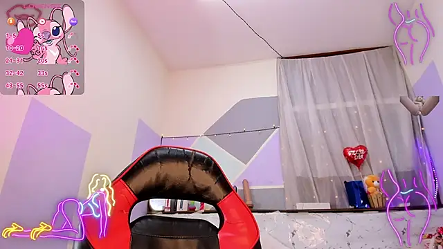 Snapshot of Lina10 chatting on October 31, 2025, 9:00 pm Lina10 online show from October 31, 2025, 9:00 pm