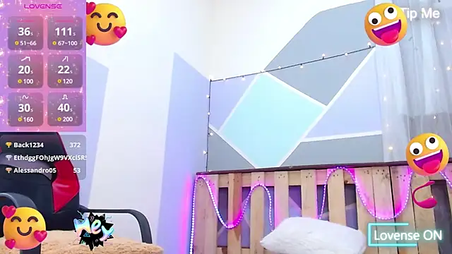 Lina10 online show from March 8, 2025, 8:03 pm