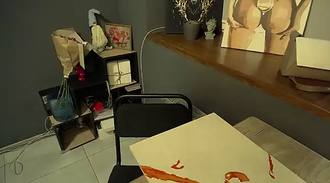 luxie milady online show from February 11, 2025, 1:30 pm