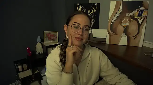 luxie milady online show from January 28, 2025, 1:38 pm