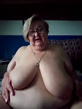 Snapshot of Awn290668 chatting on September 15, 2025, 5:08 am Awn290668 online show from September 15, 2025, 5:08 am