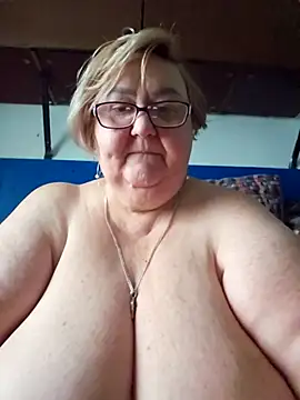 Snapshot of Awn290668 chatting on September 20, 2025, 5:12 am Awn290668 online show from September 20, 2025, 5:12 am