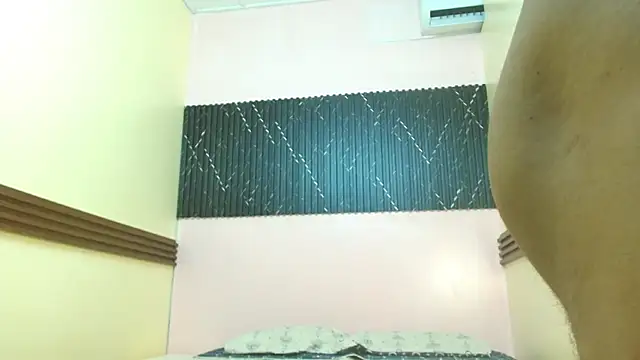 Snapshot of Thiago_Summers chatting on October 26, 2025, 3:12 pm Thiago Summers online show from October 26, 2025, 3:12 pm