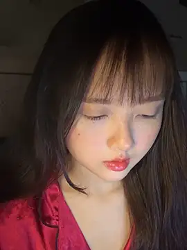 Alice1818 online show from March 5, 2025, 6:34 pm