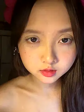 Alice1818 online show from September 28, 2025, 6:48 pm