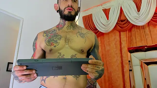 dilan scootk  online show from March 17, 2026, 7:28 pm