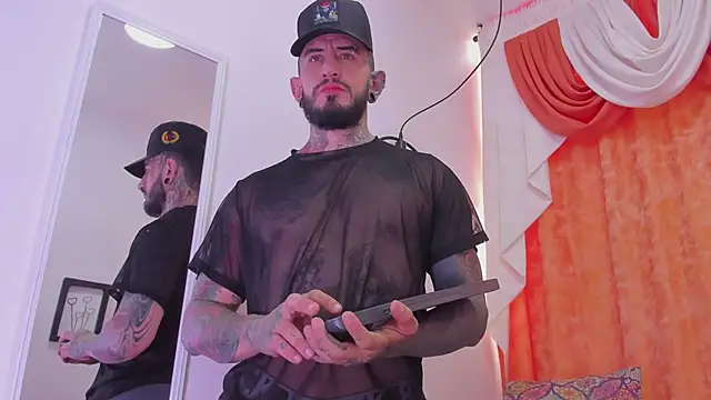 dilan scootk  online show from February 24, 2026, 7:37 pm