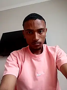 slimmydaddy69 online show from April 13, 2026, 9:35 am