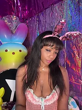 Blazerina online show from April 5, 2026, 7:15 am