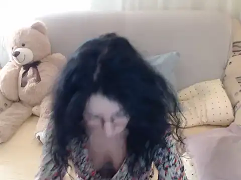 Snapshot of Emmatoo chatting on February 1, 2026, 1:09 pm Emmatoo online show from February 1, 2026, 1:09 pm