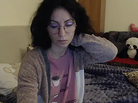 Snapshot of Emmatoo chatting on February 5, 2026, 5:14 am Emmatoo online show from February 5, 2026, 5:14 am