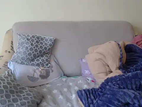 Snapshot of Emmatoo chatting on February 6, 2026, 9:27 am Emmatoo online show from February 6, 2026, 9:27 am