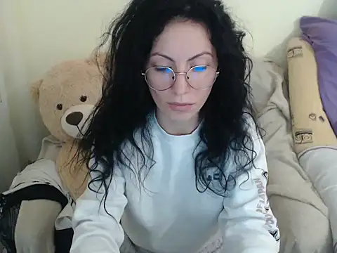 Emmatoo online show from January 9, 2026, 1:29 pm