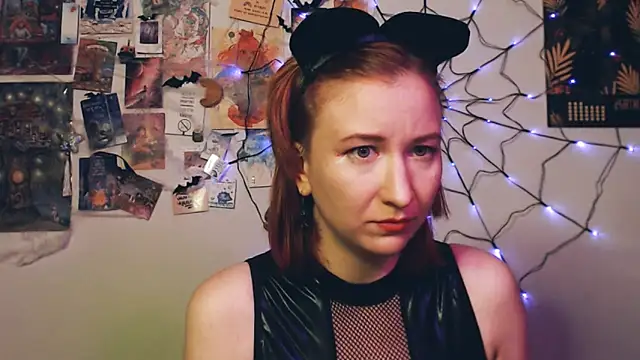 Snapshot of licentia__poetica chatting on November 1, 2025, 10:58 pm licentia poetica online show from November 1, 2025, 10:58 pm