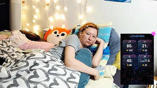 Snapshot of licentia__poetica chatting on January 27, 2025, 5:03 am licentia poetica online show from January 27, 2025, 5:03 am