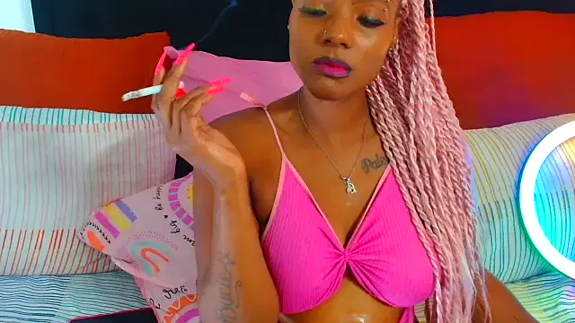 Snapshot of SAVAGExBOO chatting on October 28, 2025, 1:28 am SAVAGExBOO online show from October 28, 2025, 1:28 am