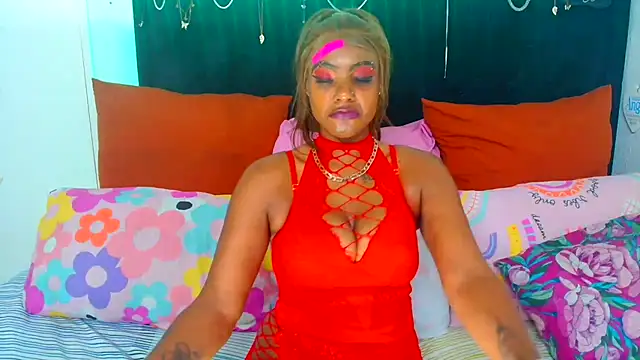 Snapshot of SAVAGExBOO chatting on October 6, 2025, 9:15 pm SAVAGExBOO online show from October 6, 2025, 9:15 pm