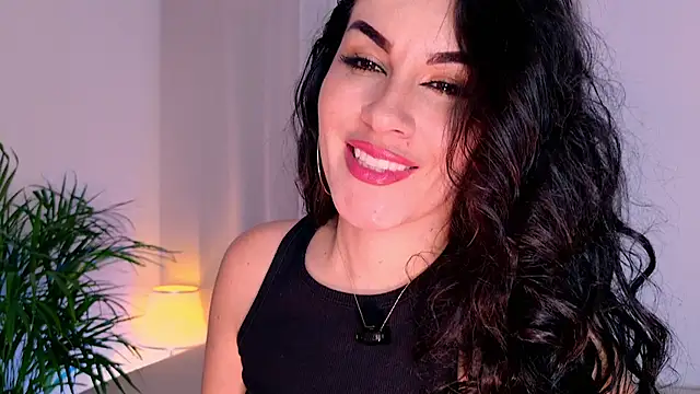 Pamela Rosal online show from June 17, 2026, 1:38 am