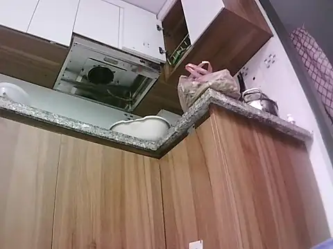 -SingleMom- online show from December 18, 2025, 4:06 am