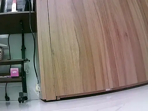 Snapshot of -SingleMom- chatting on September 23, 2025, 4:25 pm -SingleMom- online show from September 23, 2025, 4:25 pm