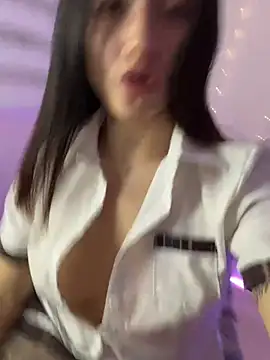 Snapshot of Angeeel_ chatting on March 22, 2025, 7:15 am Angeeel  online show from March 22, 2025, 7:15 am