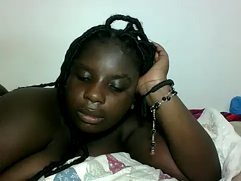 hotebbbyy online show from September 22, 2025, 1:55 am