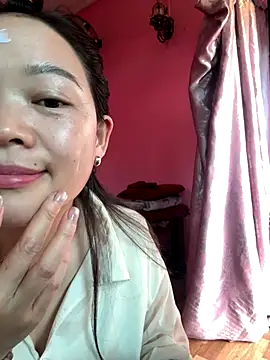 Snapshot of Hellen_111 chatting on September 12, 2025, 8:14 am Hellen 111 online show from September 12, 2025, 8:14 am