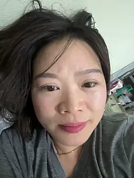Snapshot of Hellen_111 chatting on September 14, 2025, 3:45 pm Hellen 111 online show from September 14, 2025, 3:45 pm