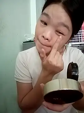 ltysl online show from April 21, 2026, 1:42 am