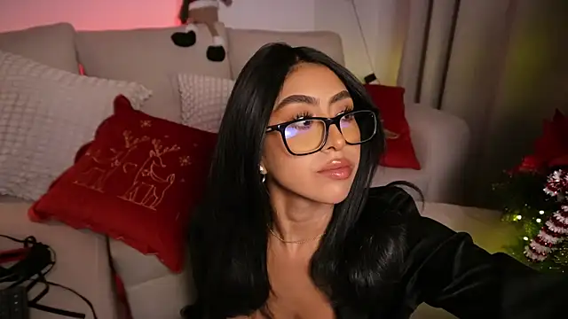 Snapshot of Sara_albrecht chatting on December 14, 2025, 3:02 am Sara albrecht online show from December 14, 2025, 3:02 am