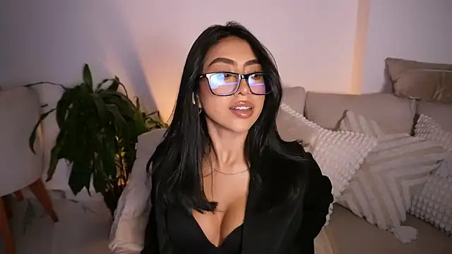 Snapshot of Sara_albrecht chatting on November 27, 2025, 2:34 am Sara albrecht online show from November 27, 2025, 2:34 am