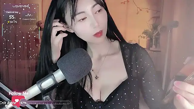 Snapshot of Lisa-s chatting on November 20, 2025, 1:56 pm Lisa-s online show from November 20, 2025, 1:56 pm