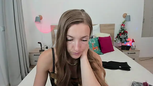 KateRedgar online show from December 20, 2025, 8:50 am